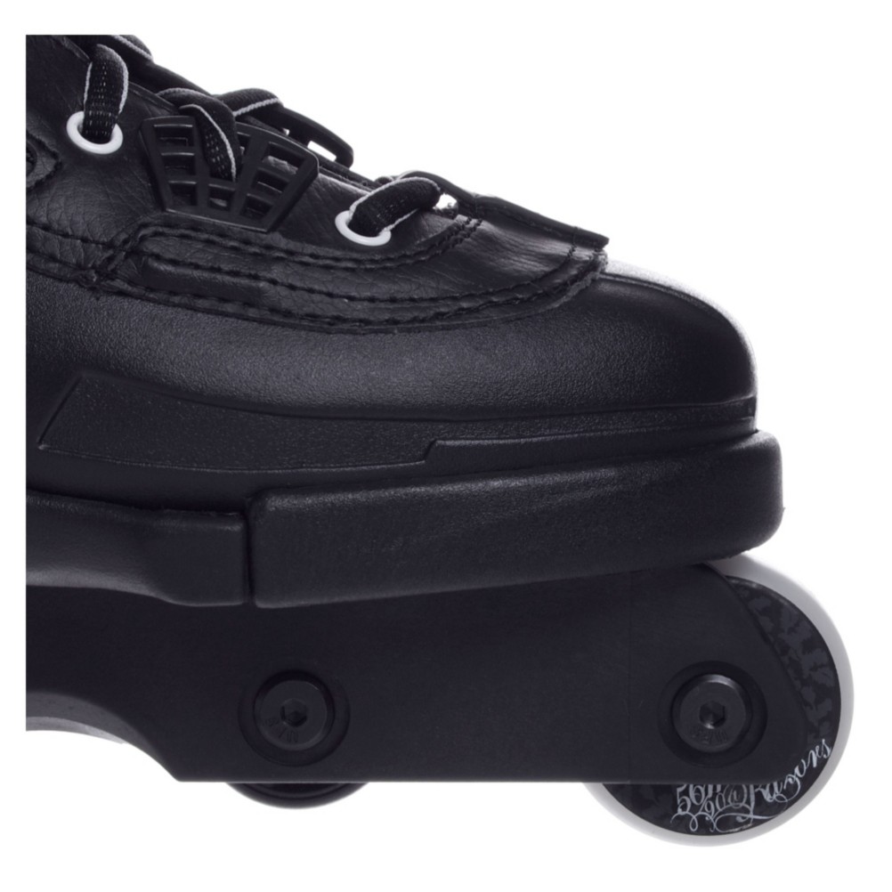 Razors Cult 9 Aggressive Skates 2010